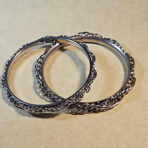 Stainless Steel Bangle Bracelets with rope chain detailing 2 - Picture 2 of 7